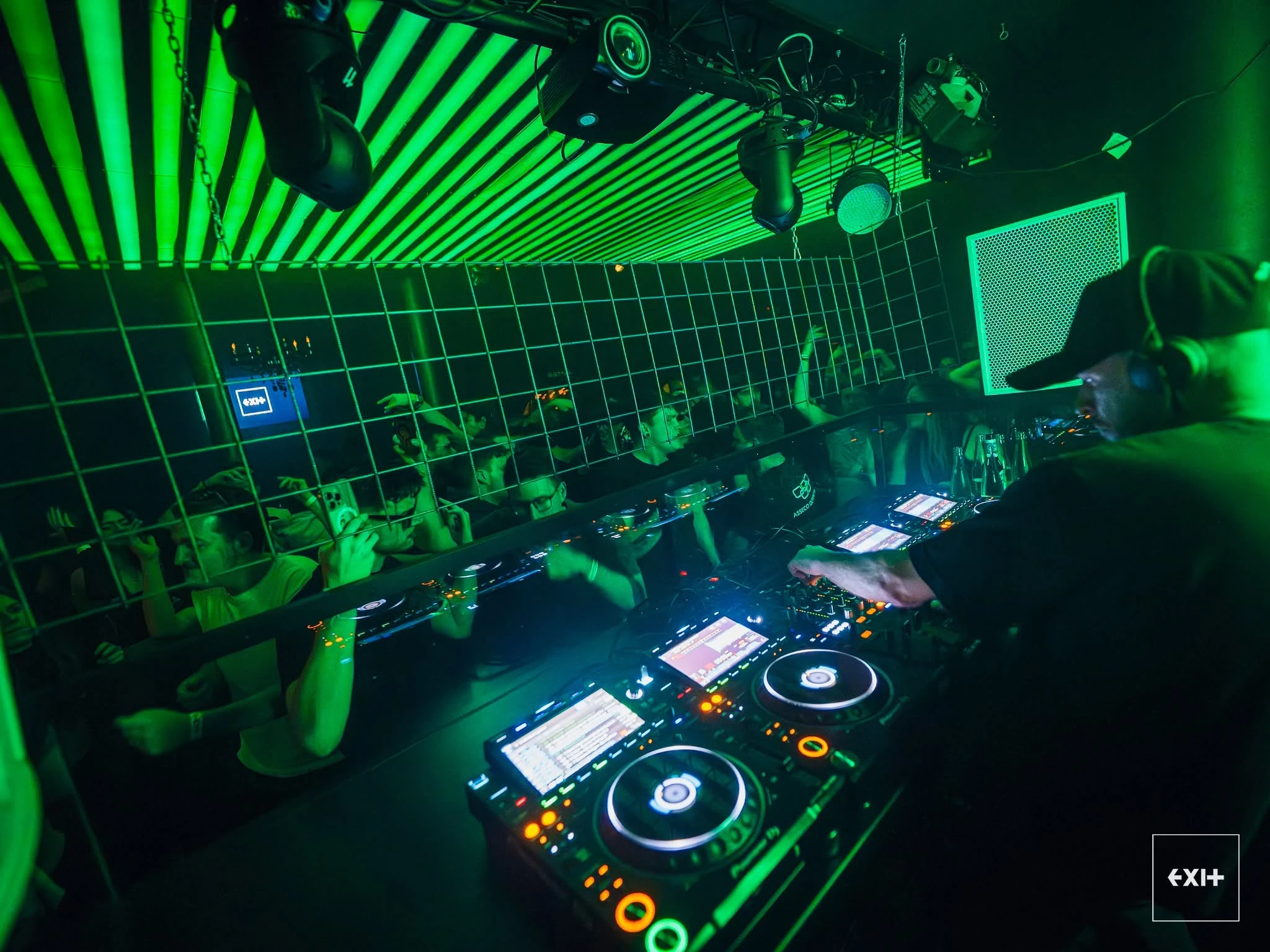 EXIT Club